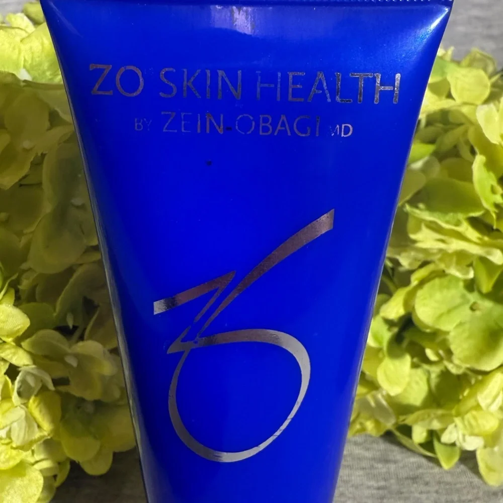 Zo Skin Health Dual Action Scrub (4 oz)